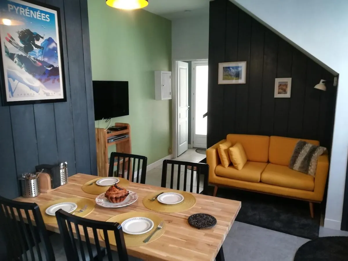 Maison De Village كامبان 0*,  فرنسا